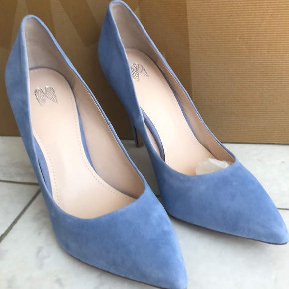 Suede pointed toe pump - Picture 2 of 5